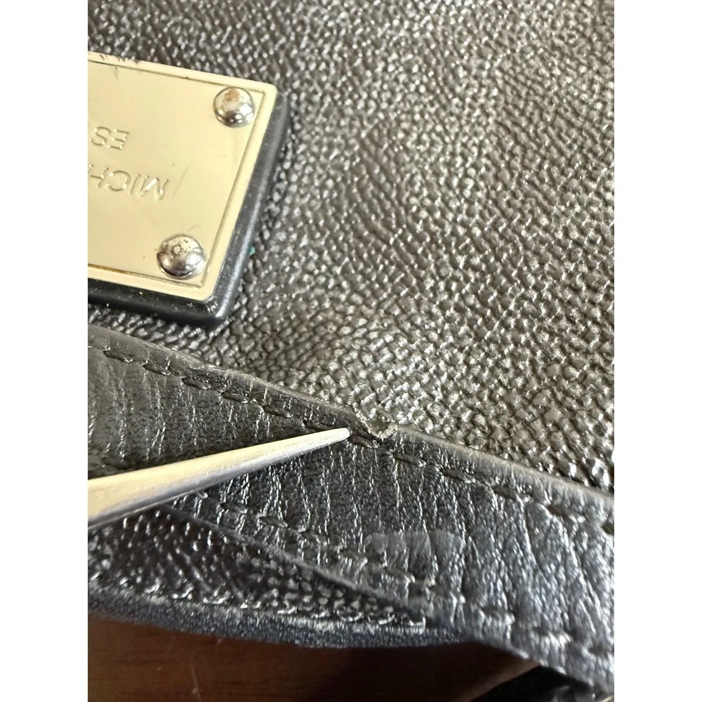 Michael Kors Crossbody Bag Women's Silver Chain‎ Strap Designer Purse